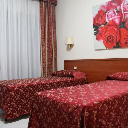 Hotel Vitti Roma Exterior foto